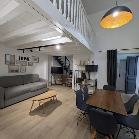 T3 De 75 M2 Avec Veranda Et Parking, A 5 Min Des Thermes A Luchon Apartment