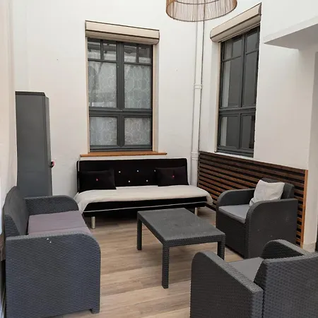 T3 De 75 M2 Avec Veranda Et Parking, A 5 Min Des Thermes A Luchon Apartmán *