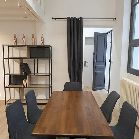 Apartmán T3 De 75 M2 Avec Veranda Et Parking, A 5 Min Des Thermes A Luchon
