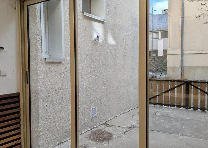 T3 De 75 M2 Avec Veranda Et Parking, A 5 Min Des Thermes A Luchon Bagnères-de-Luchon