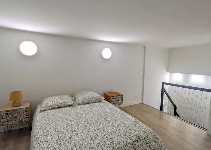 T3 De 75 M2 Avec Veranda Et Parking, A 5 Min Des Thermes A Luchon * Bagnères-de-Luchon